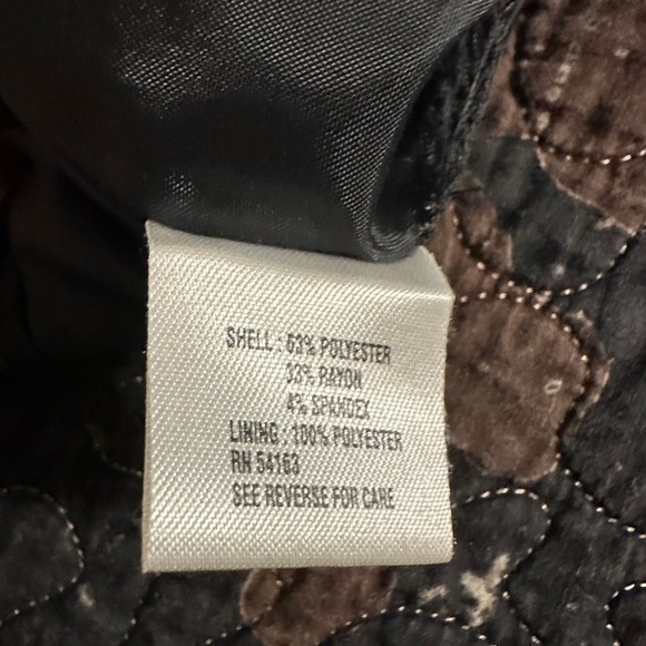 Calvin Klein gray pencil skirt size 10. - Picture 4 of 6